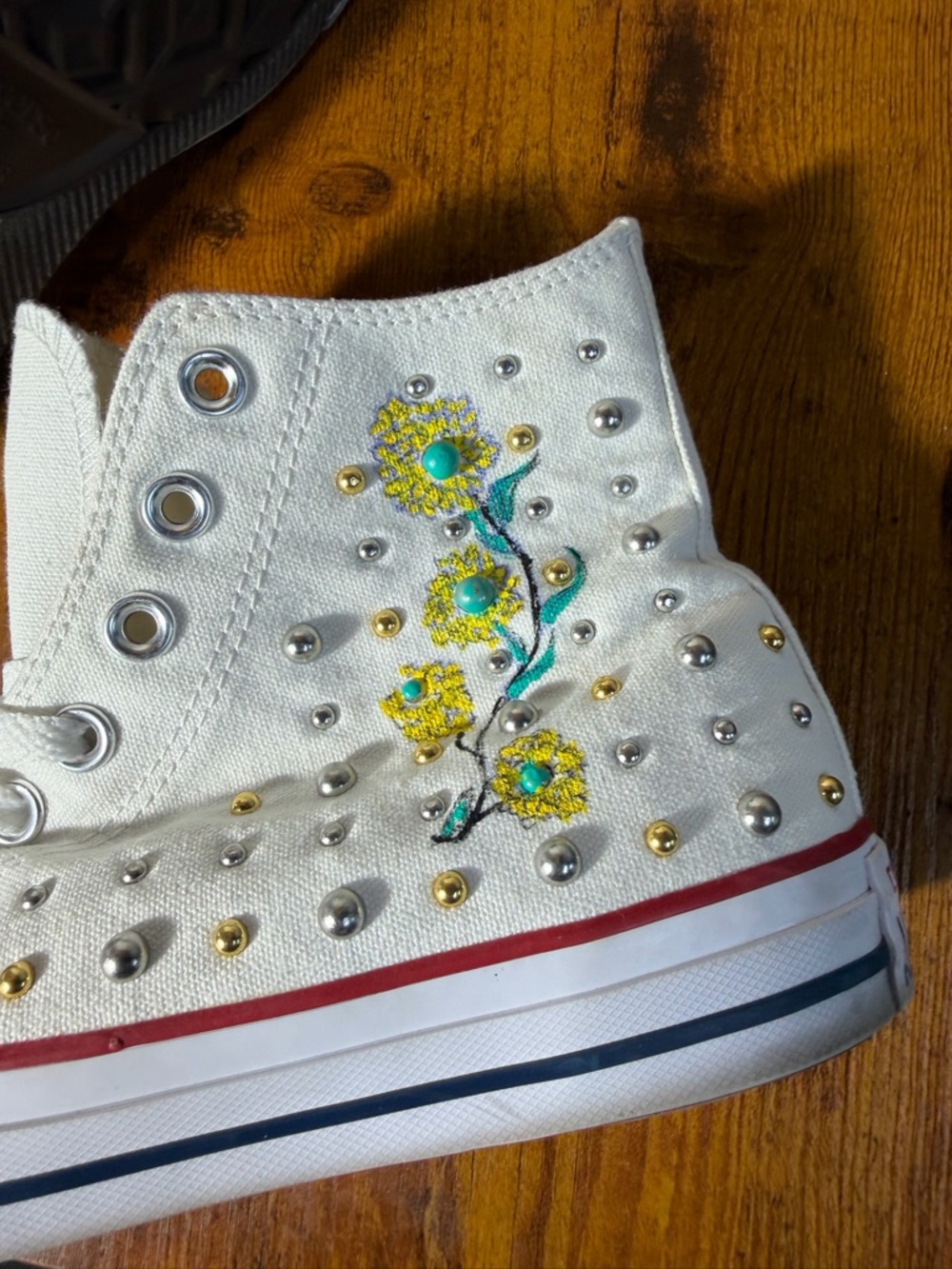 Converse Custom Studded White High Top Sneakers With Floral Detail Women's 9 - Picture 8 of 10